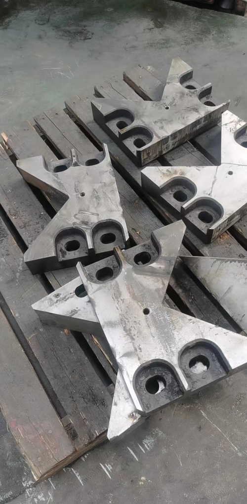 أحدث حالة شركة حول قطع البليت الفولاذي 160x160mm عند درجة حرارة 1200 ° -1400 °