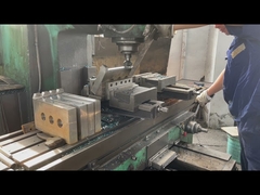 شفرة القص الطائر الهيدروليكي على البارد HRC 54 قص الصلب لقضبان الحديد